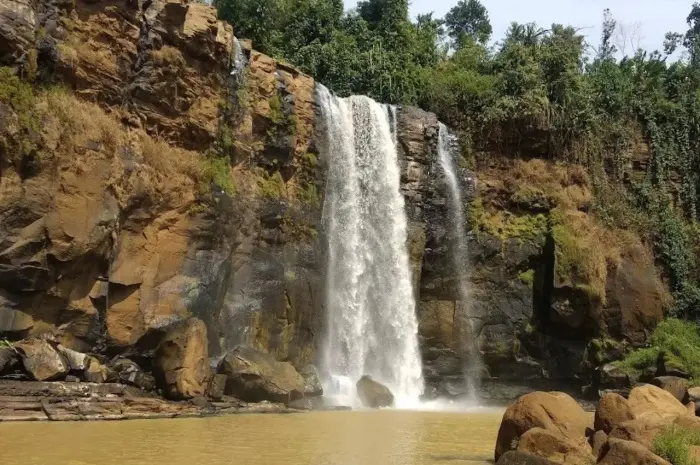 10 Waterfalls in Sukabumi with Stunning Scenery and Tranquil Atmosphere for Relaxation